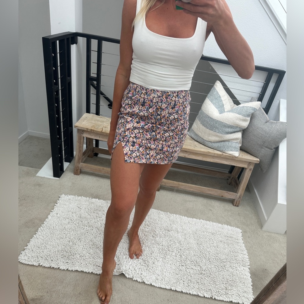wild fable Floral Mini Skirt in Pink, Purple, White